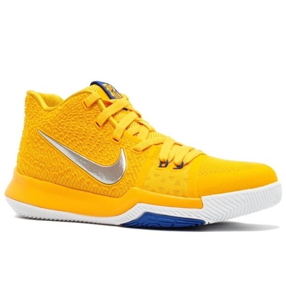 Nike Kyrie 3 GS "Mac and Cheese" Basketball Shoe | Size 6Y - Picture 1 of 10
